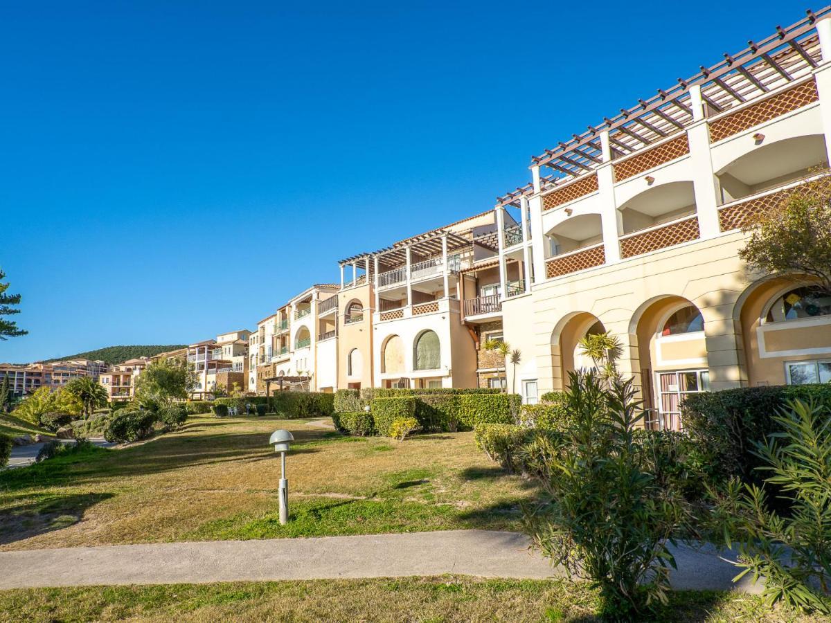 Apartment Village Cap Esterel - Les Bastides-6 By Interhome Saint-Raphaël Екстериор снимка